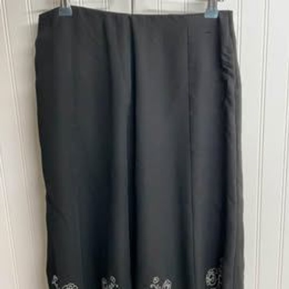 Norton McNaughton Black Embroidered Hem Midi A-Line Skirt Size 10